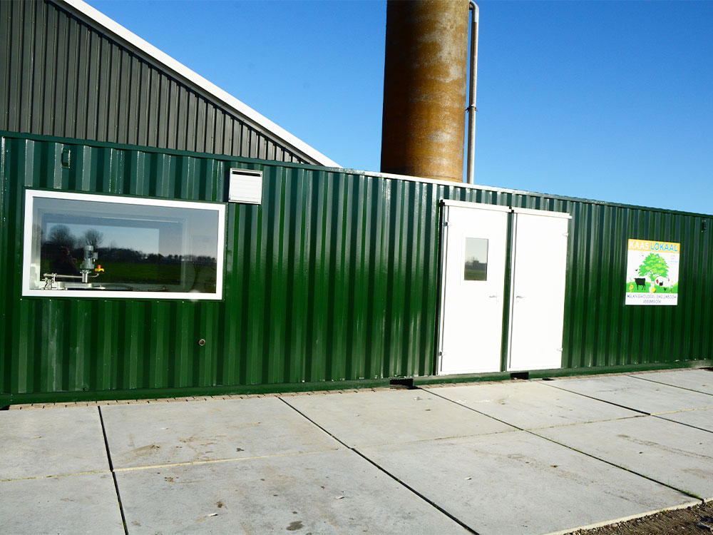 Kaasmakerij In Container Eikelenboom C Van T Riet